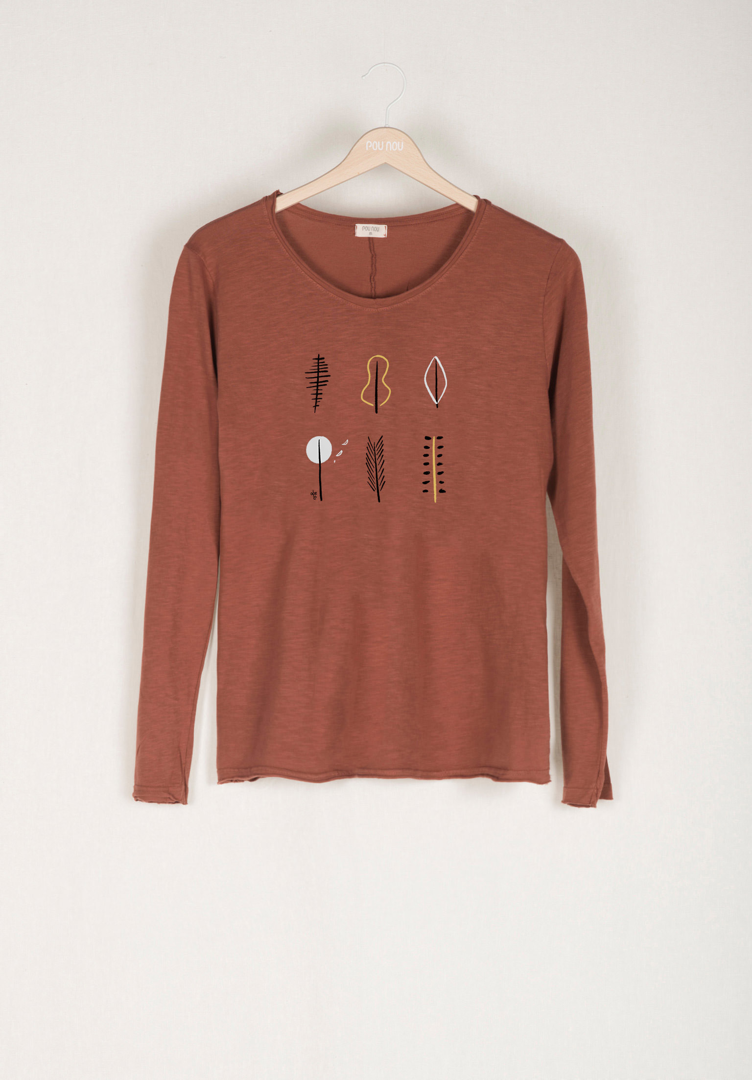 Long-sleeved cotton T-shirt ethnic flowers