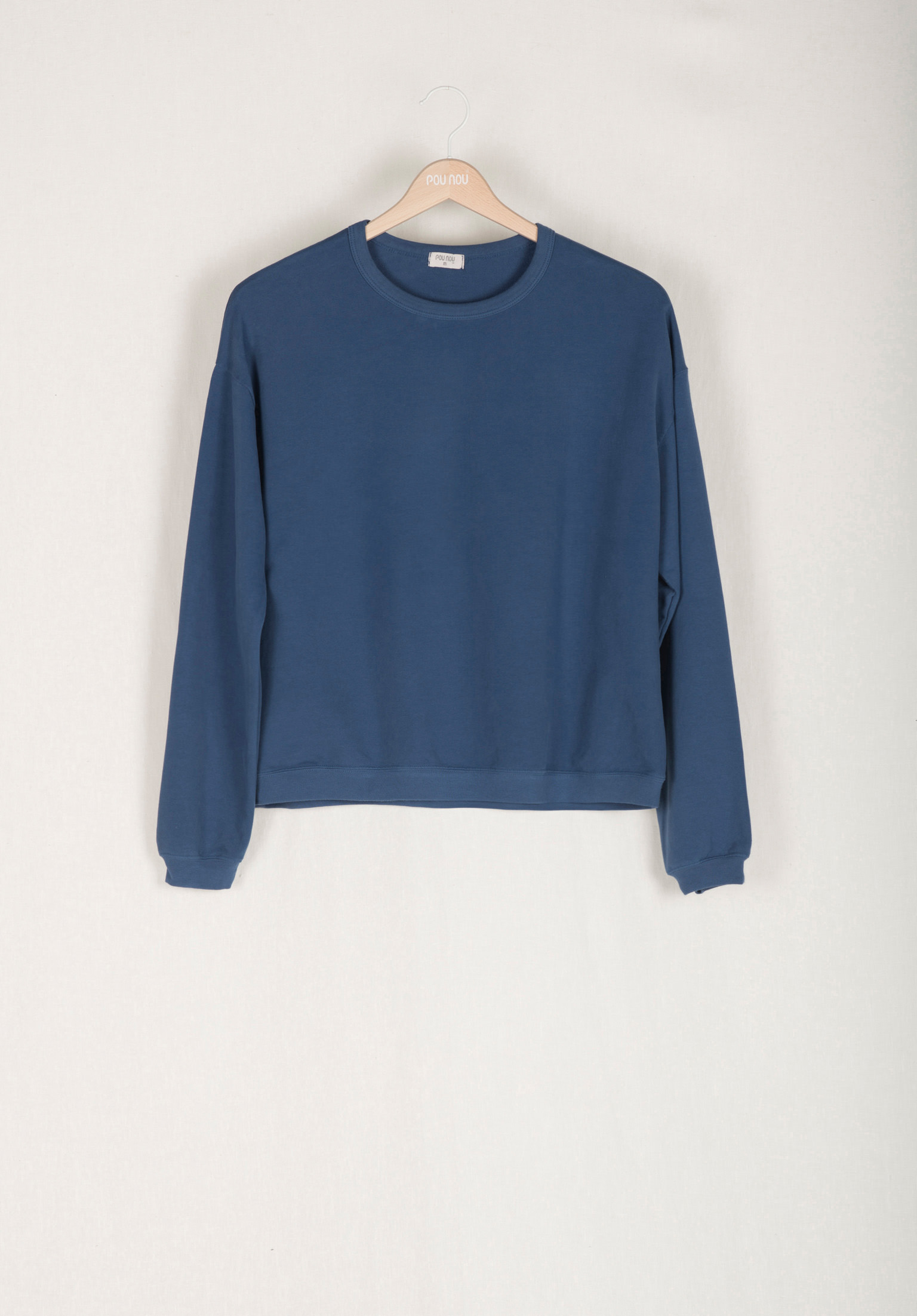 Plain sweatshirt