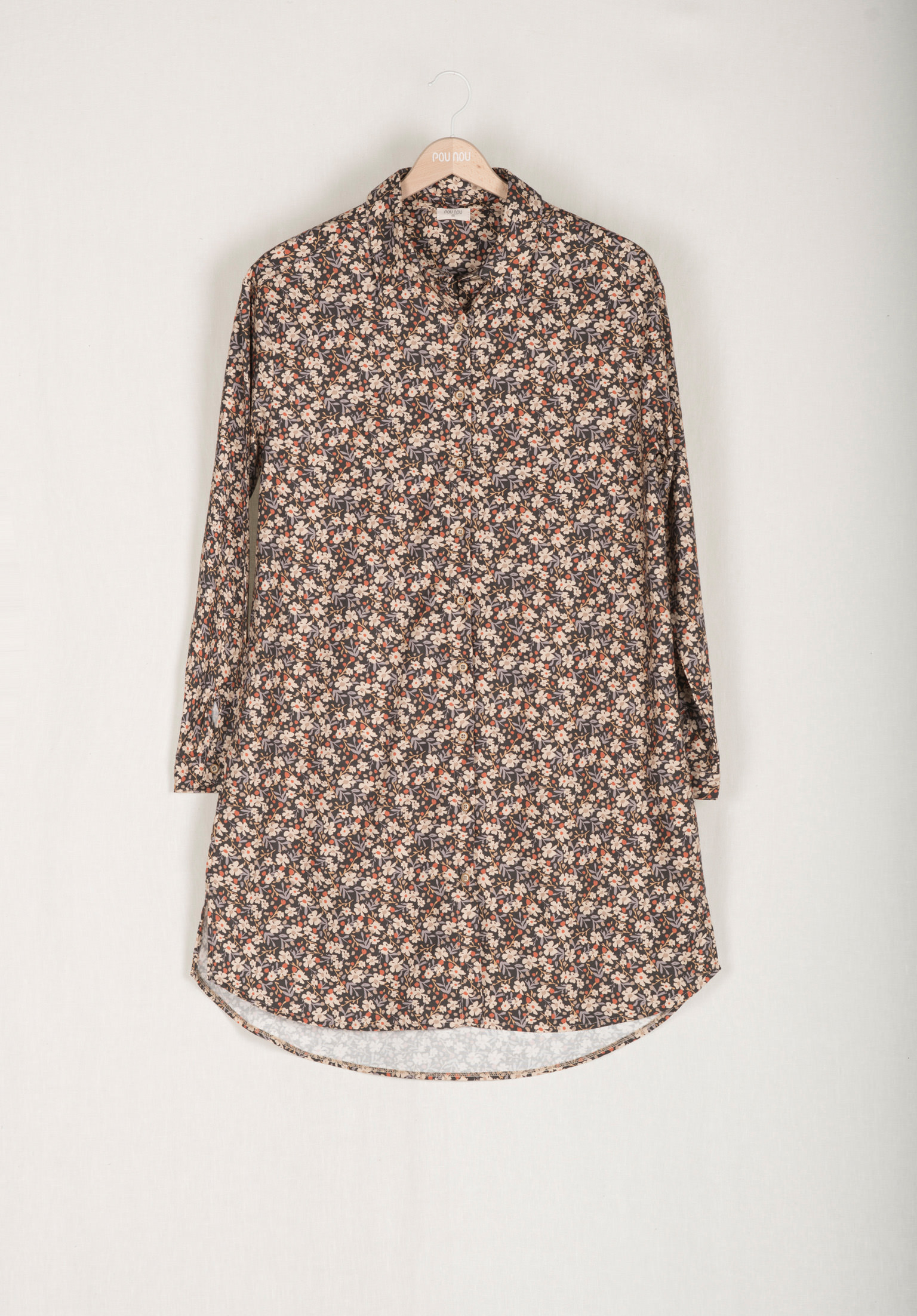 Long shirt with floral print