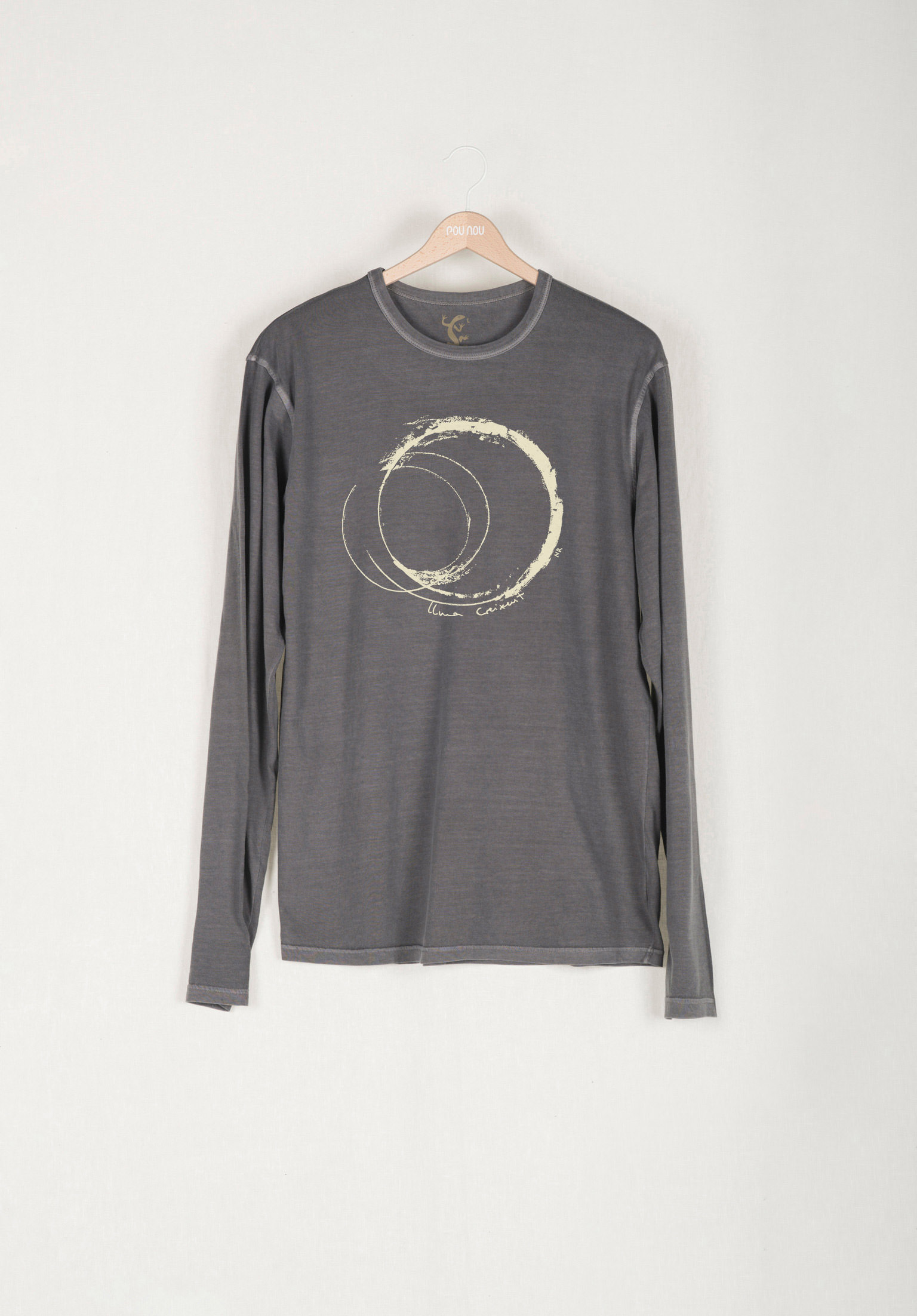 Basic long-sleeved T-shirt crescent moon